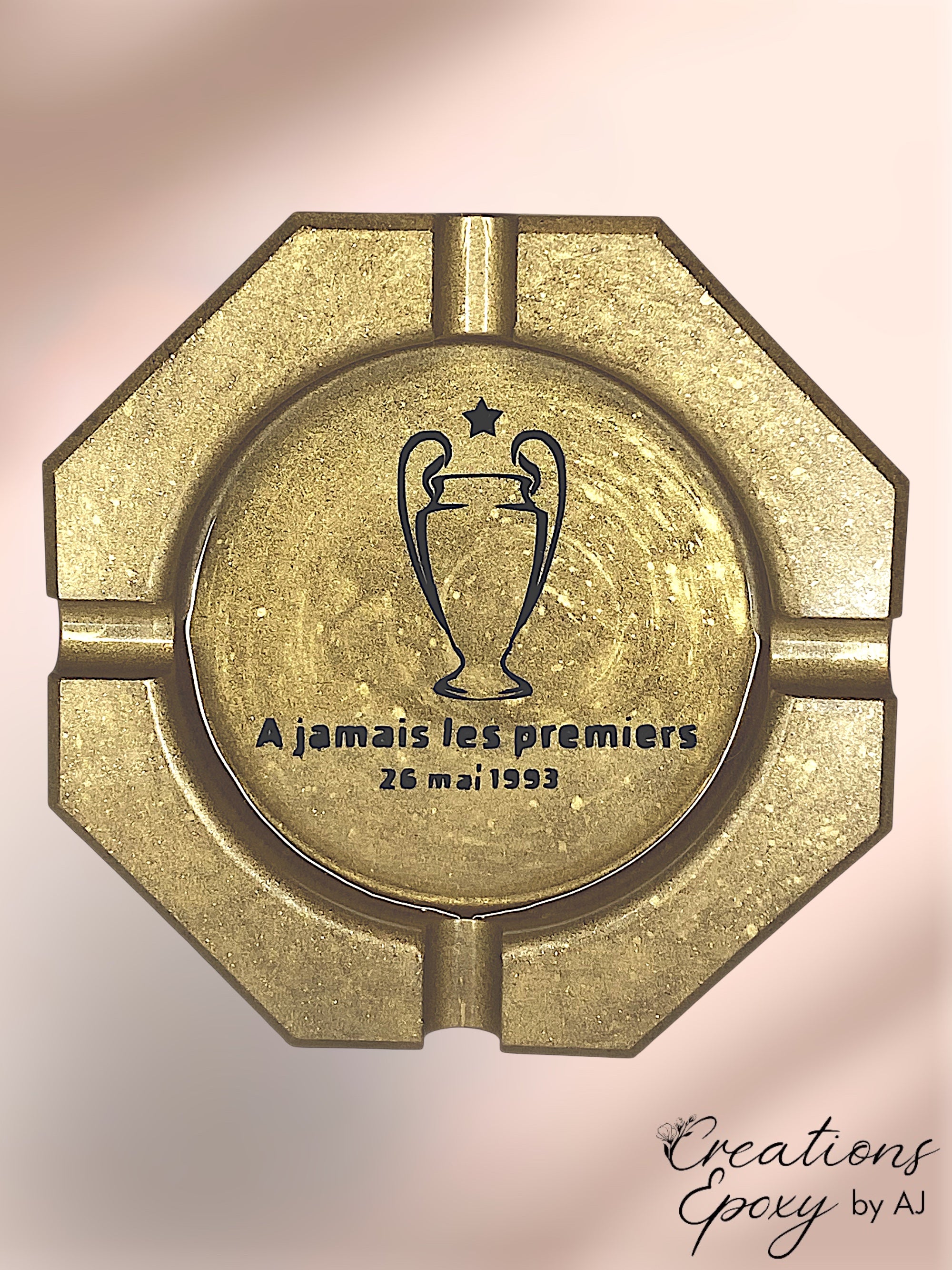 Cendrier A jamais les premiers