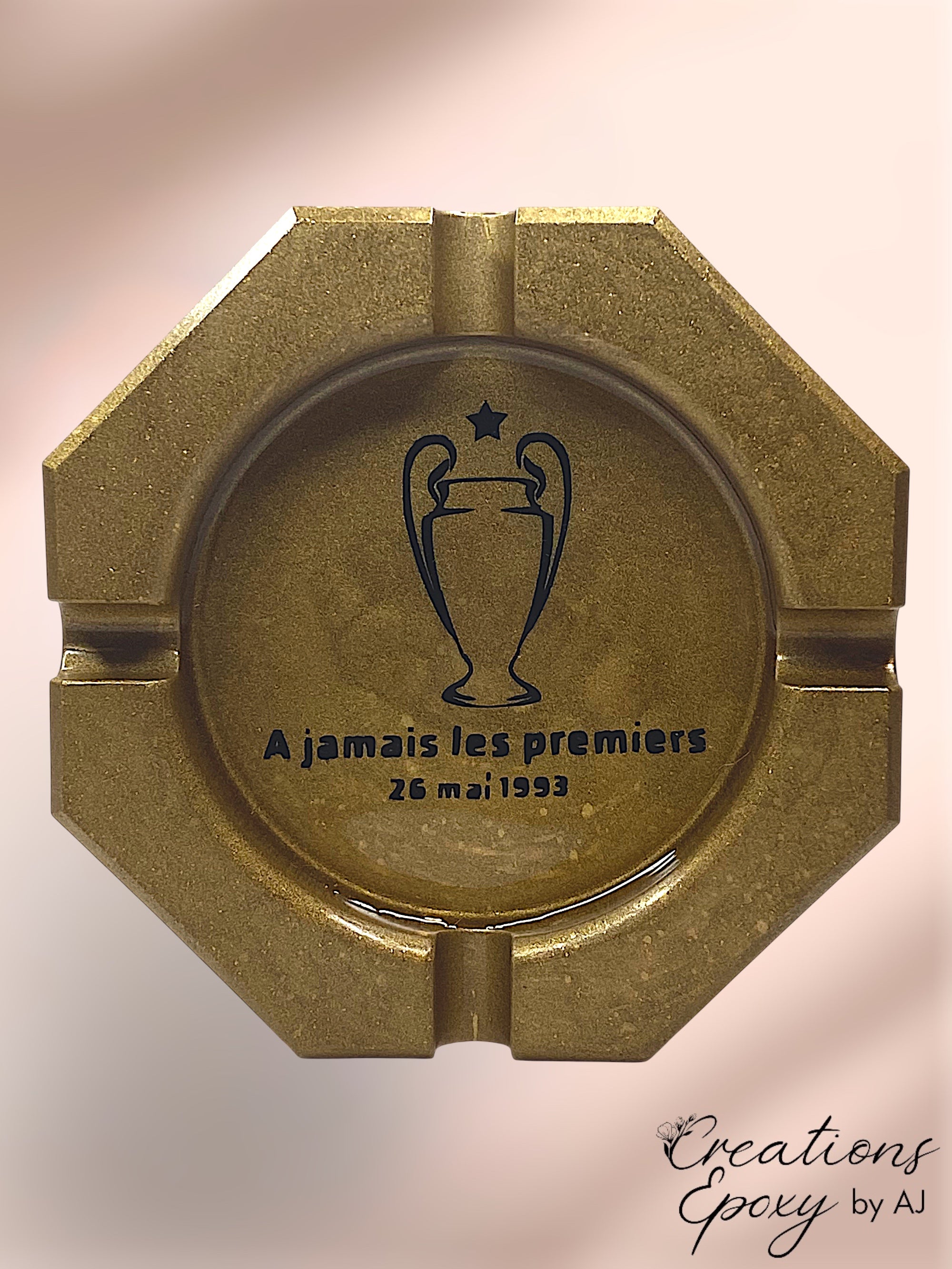 Cendrier A jamais les premiers