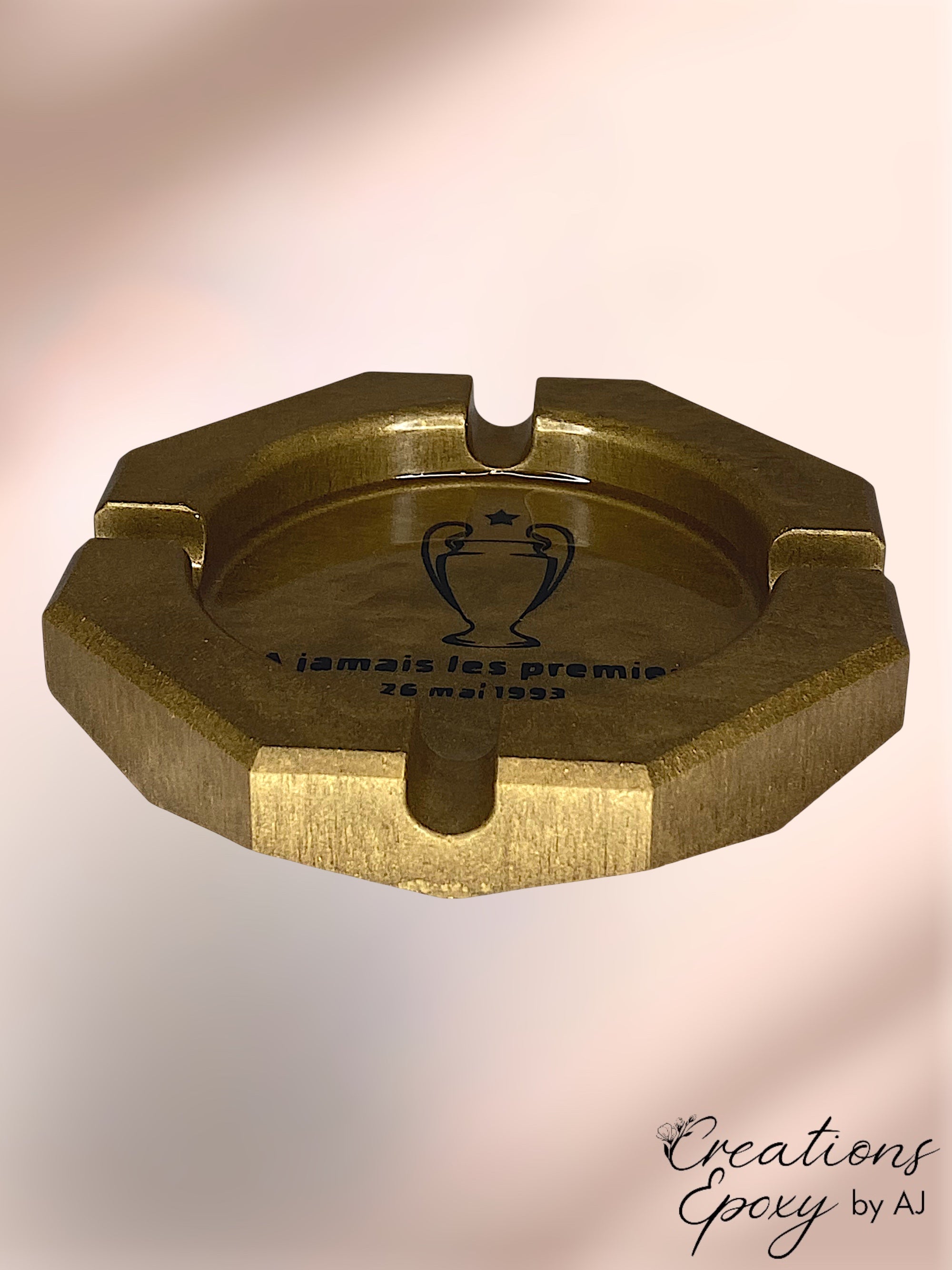 Cendrier A jamais les premiers