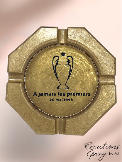 Cendrier A jamais les premiers